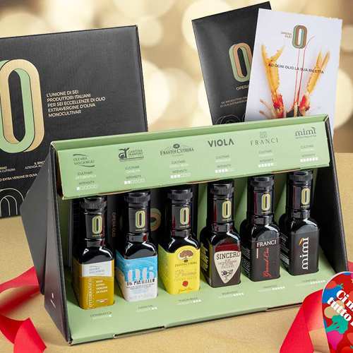 - Luxurious Holiday Hamper Delivery