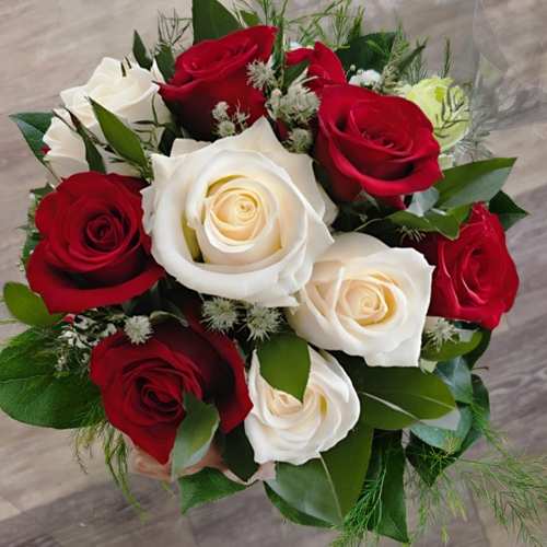 - Valentine's Day Roses Next Day Delivery