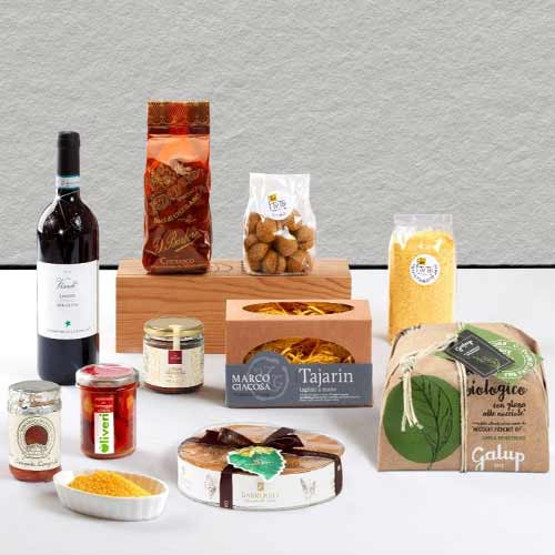 - Holiday Gourmet Gift Box With Red Wine Delivery In Lecce